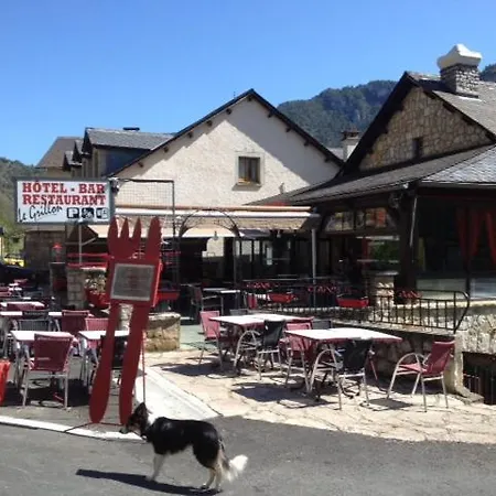 Le Grillon Hotel Les Vignes