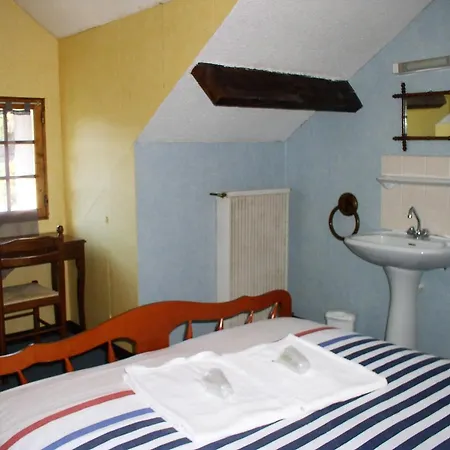 Hotel Le Grillon